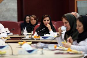 جلسه کمیته مورتالییتی مورخ 13 آذر ماه سال جاری در مرکز قلب و عروق شهید رجایی: عکس شماره 9 / 10